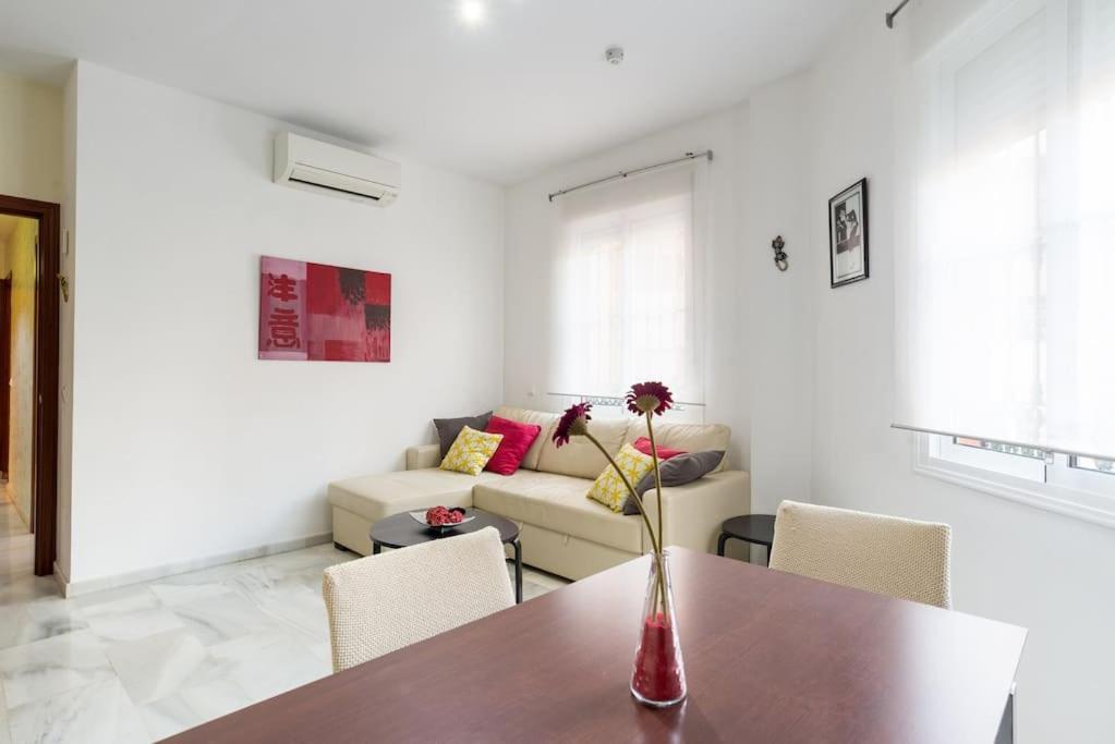 Bright, Quiet And Nice Ground Floor In The Center Μάλαγα Εξωτερικό φωτογραφία