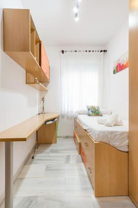 Bright, Quiet And Nice Ground Floor In The Center Μάλαγα Εξωτερικό φωτογραφία